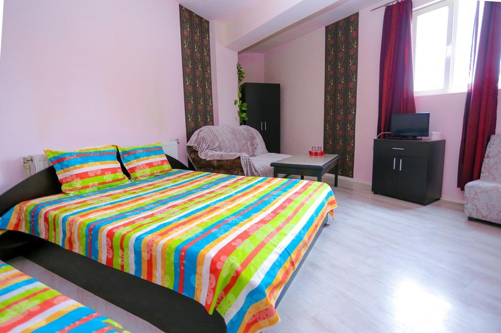 Hostel Shatrata Bogomilovo Luaran gambar