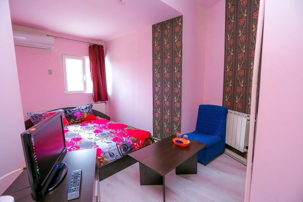 Hostel Shatrata Bogomilovo Luaran gambar