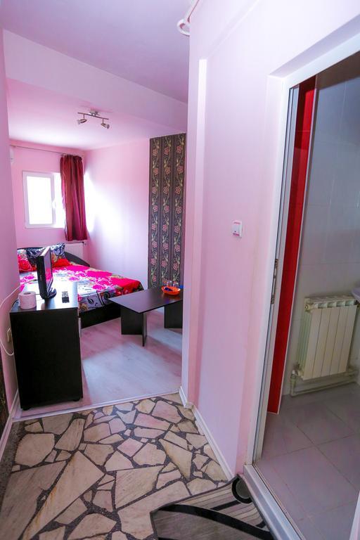 Hostel Shatrata Bogomilovo Luaran gambar